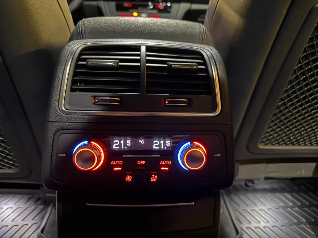 Audi A8 4
